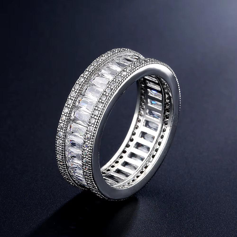 Elegant Sparkling Zircon Rings for Women - Perfect Gift for Weddings, Anniversaries, and Special Occasions